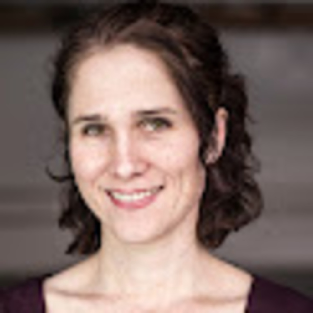 Meet your Posher, Julia